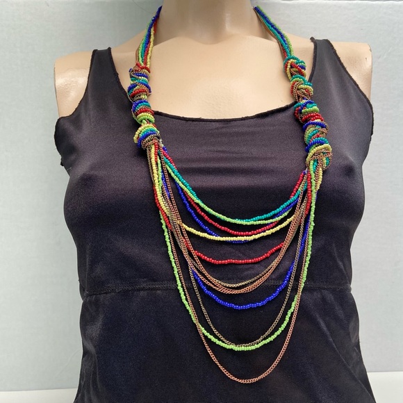 SW/WS Vintage multicoloured seed beads and chain statement necklace. Pre-owned. - Picture 3 of 7